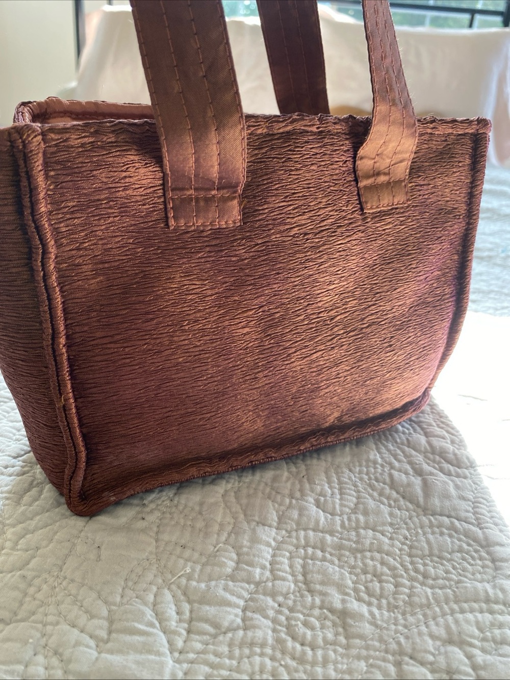 Jim Thompson Silk Mini Tote in Iridescent Rust Brown/ Deep Blush Pink Drawstring - Picture 5 of 16